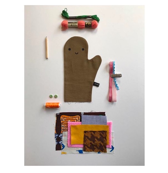 yound double puppet making
